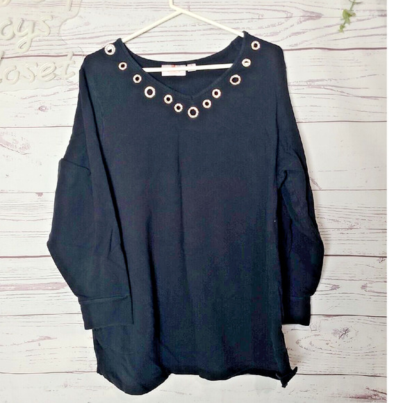 Quacker Factory Black V-Neck Islet Rhinestones Long Sleeve Top Womans Size 1X - Picture 1 of 6